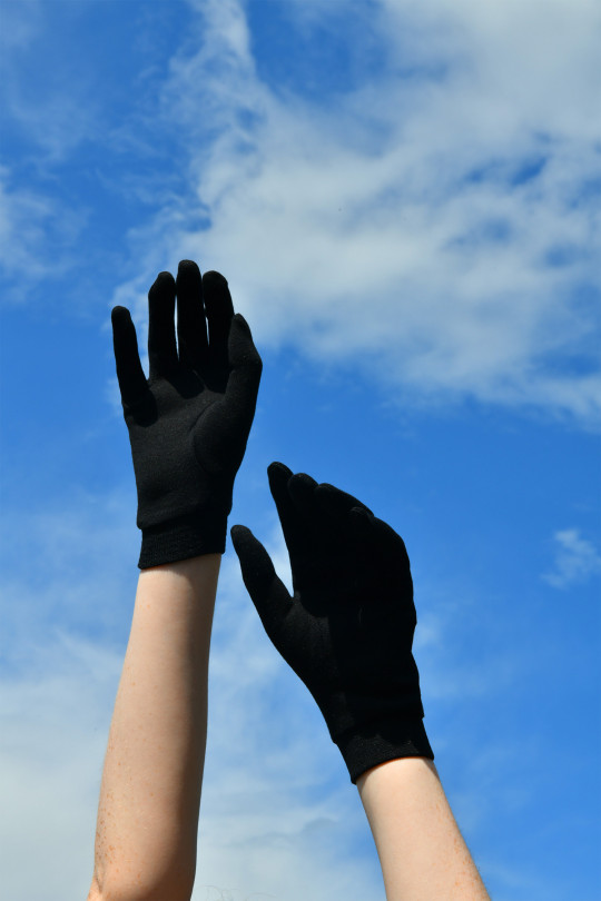 Women's silk underglove