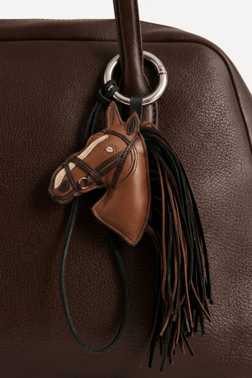 Porte cle en cuir agneau avec tête de cheval