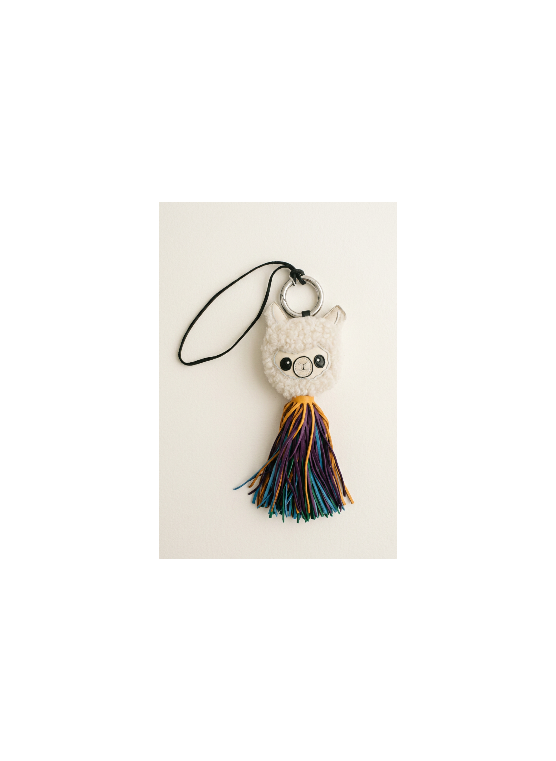 Porte clé tête de lama et pompon en cuir agneau avec lien en cuir
