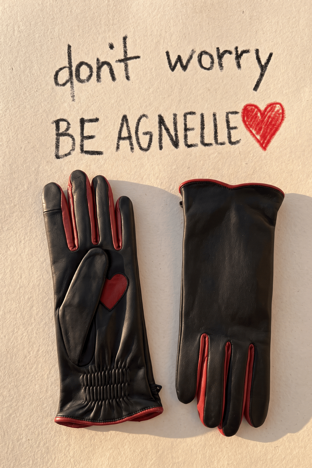 Gant dame cuir agneau avec coeur & elastique int. double soie